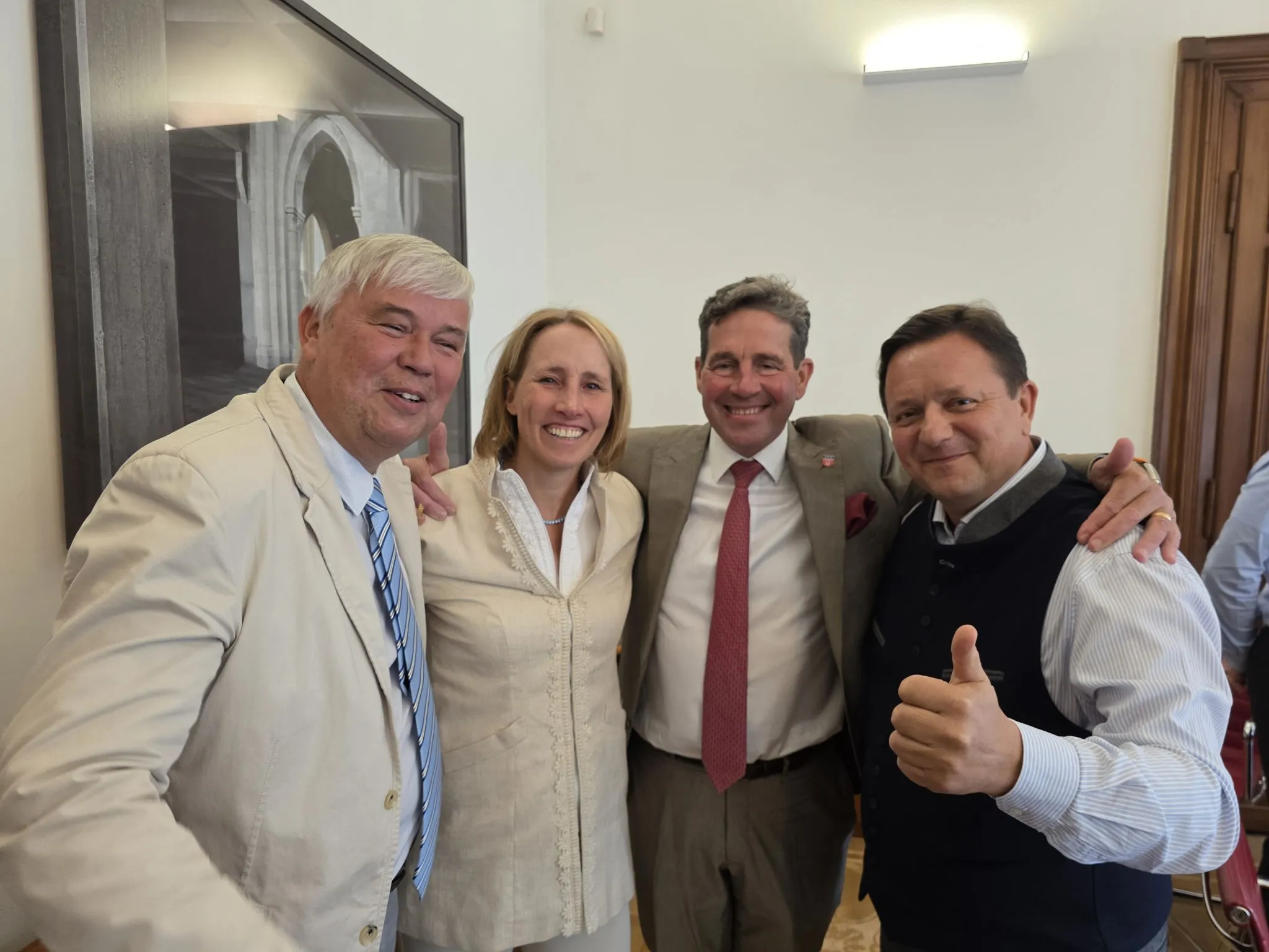 JOHNNY SERVIS sa pripája k skupine ENYGEA